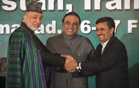 reuters iran_afghanistan_ahmadinejad_17feb12_eng_480
